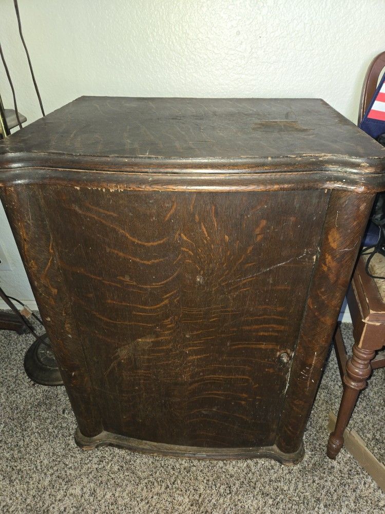 Antique White Rotary Tredal Sewing Machine