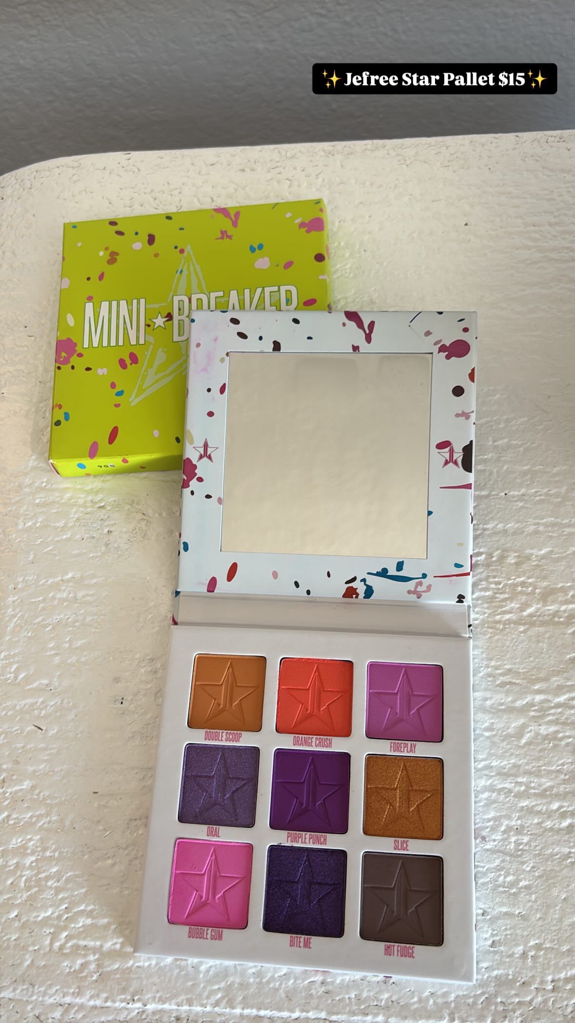 Jefree Star Eyeshadow Pallet 