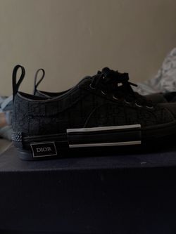 Dior b23