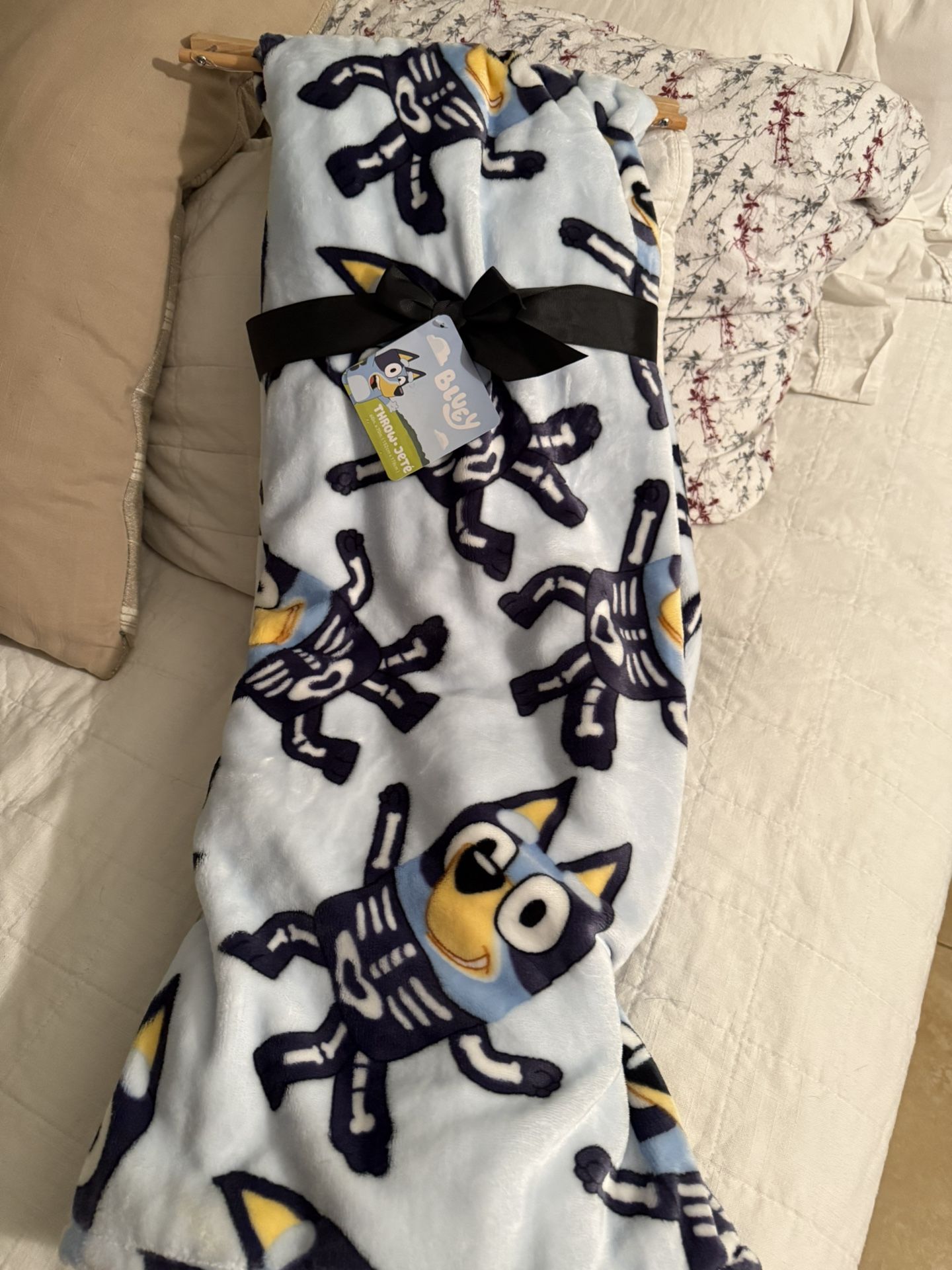 Bluey Skeleton Halloween Blanket