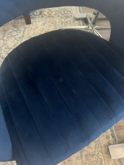 2 Pieces Of Office Chair Blue Color