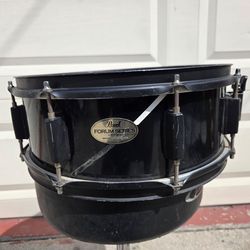Pearl Snare Drum