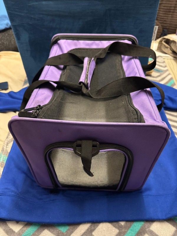 PUPPY TRAVEL CRATE