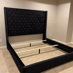 $499 Queen/King 6ft Bed Frame 