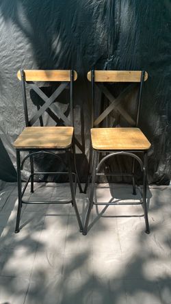 Matching pair of bar stools