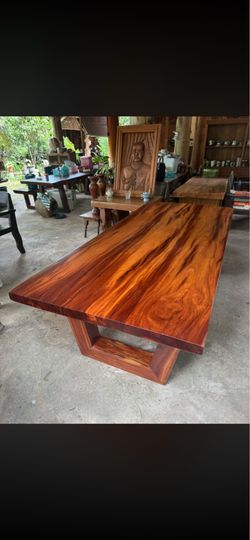 Custom Table