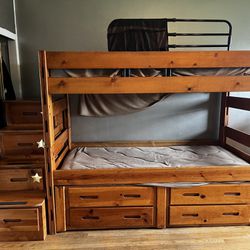 Bunk Bed With Drawers 