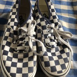 Vans Off The Wall Checker  Size M-4,W-5.5