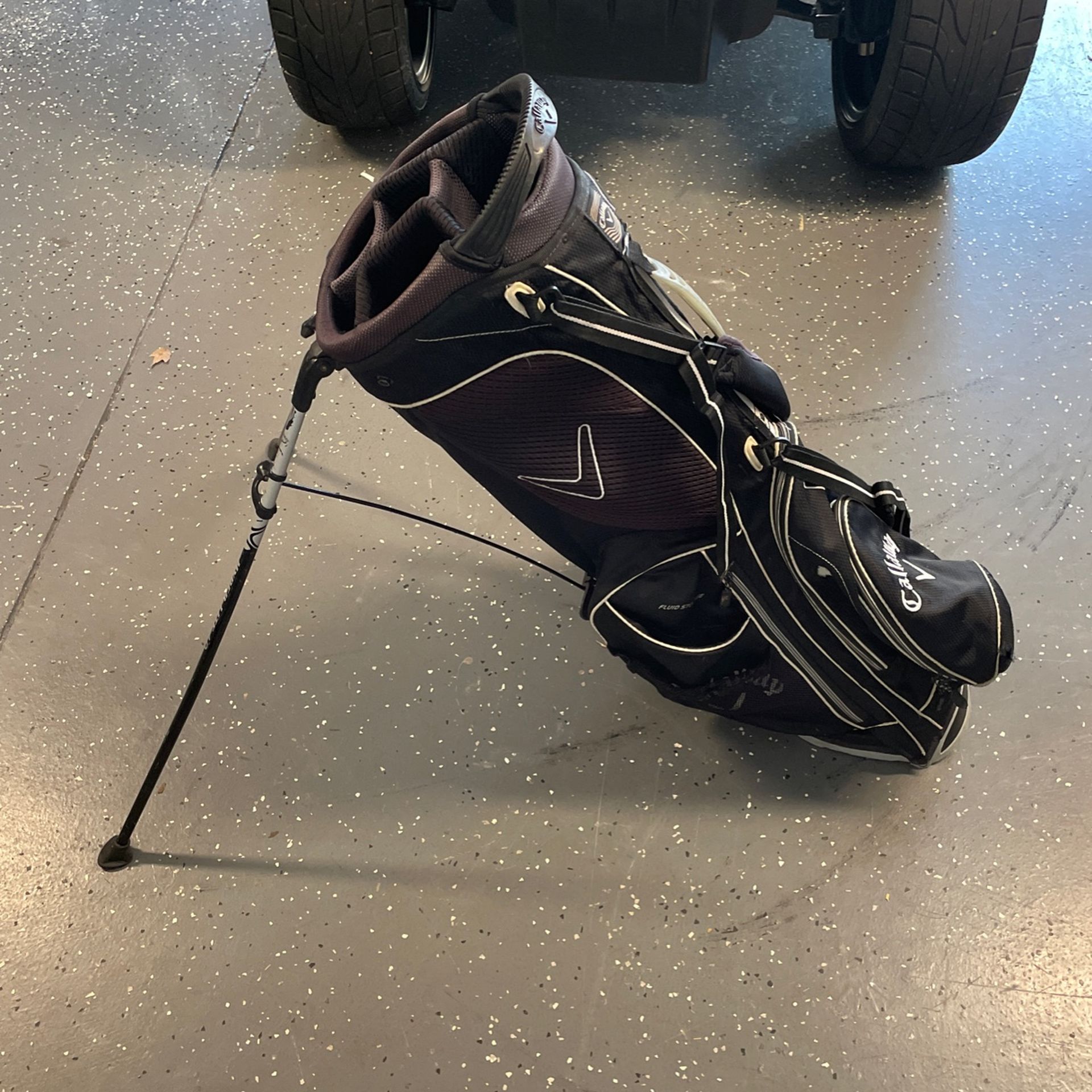 Callaway Hyper - Lite 4.0 Michelob Ultra Stand Golf Bag