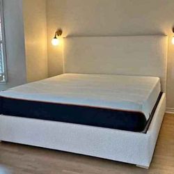 new bed set available in king size 