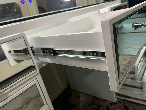 Hollywood Vanity W/Bluetooth Speakers and Charging Ports Brand New In Box In White ONLY $499