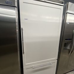 Viking Panel Ready Bottom Freezer Built In Fridge 36”