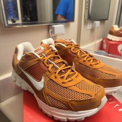 Brand New Men’s Volmero Size 12 