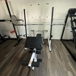 Bench Press, Squat Rack, Curls, Leg Extenstion, Leg Curls Set