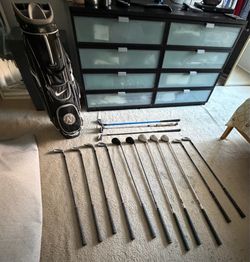 Complete Golf Club Set + Nike Bag – Great Condition