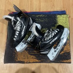 CCM RIBCORE 66K Ice Skates
