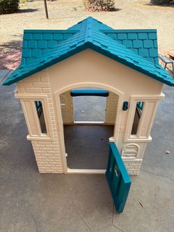 Little Tykes play house