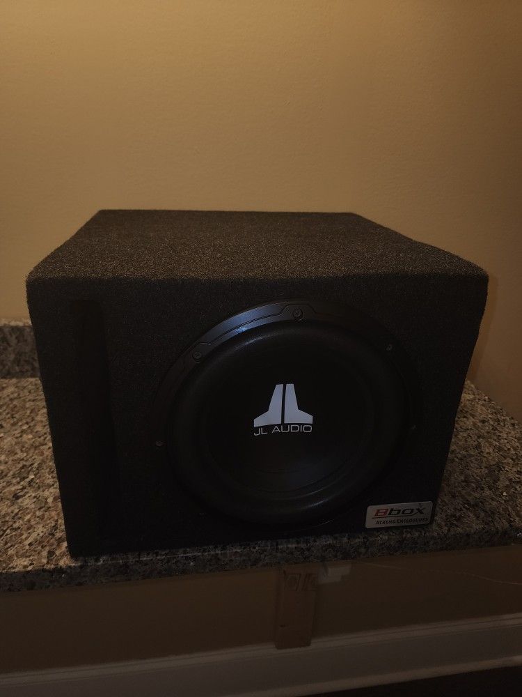 10 Inch JL SUBWOOFER w/ Box