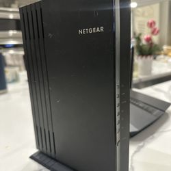 Netgear Nighthawk Router And Extender 