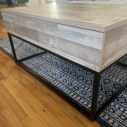 Extendable Coffee Table 