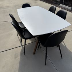 White dinning Table With 6 Chairs 