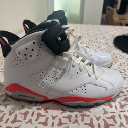 Jordan 6 Retro 