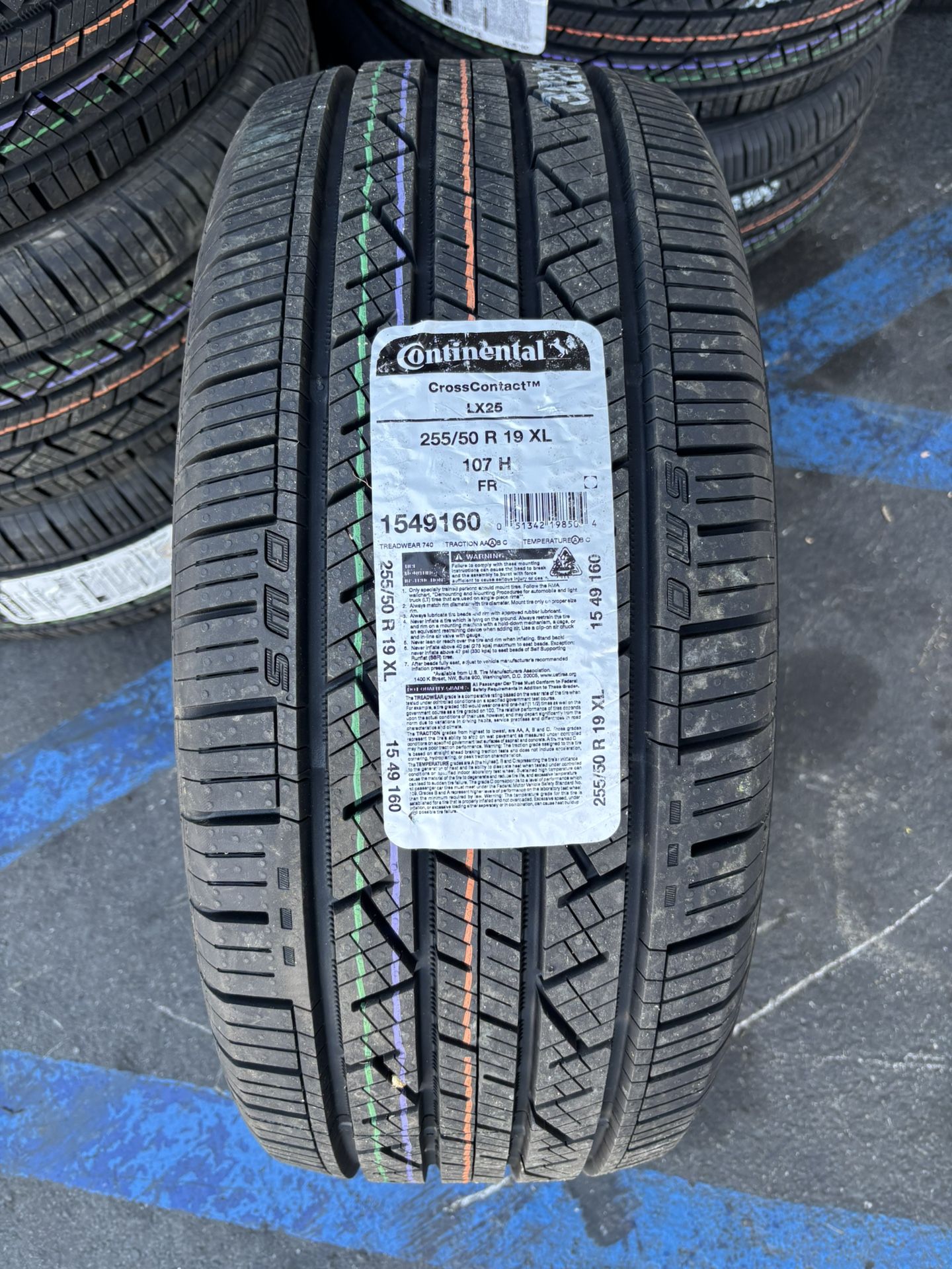 255/50R19. CONTINENTAL TIRES. LX 25. CROSS CONTACT