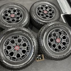 Toyota Tundra TRD PRO Factory Wheels Tires