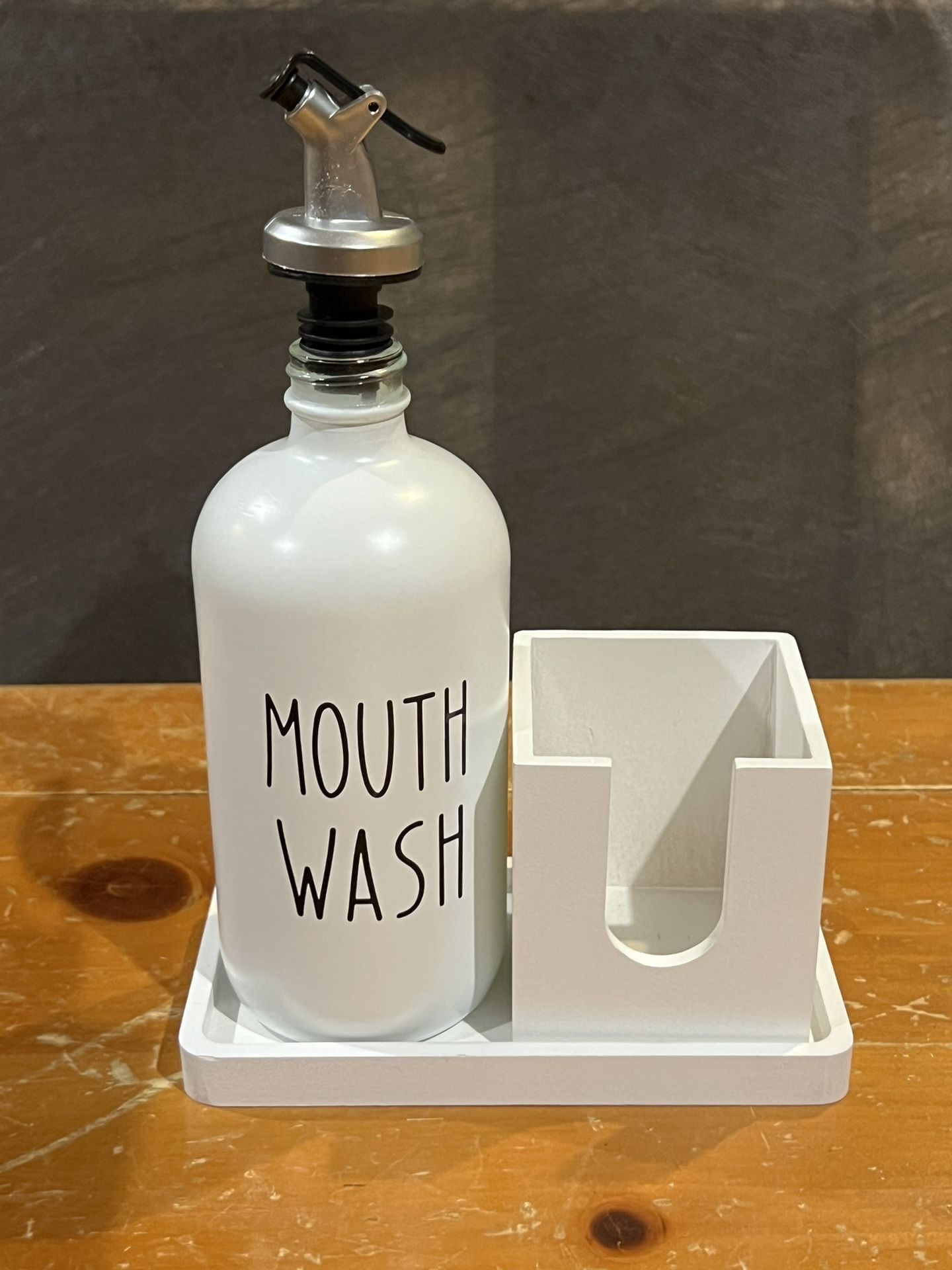 Mouthwash / Toothbrush Holder