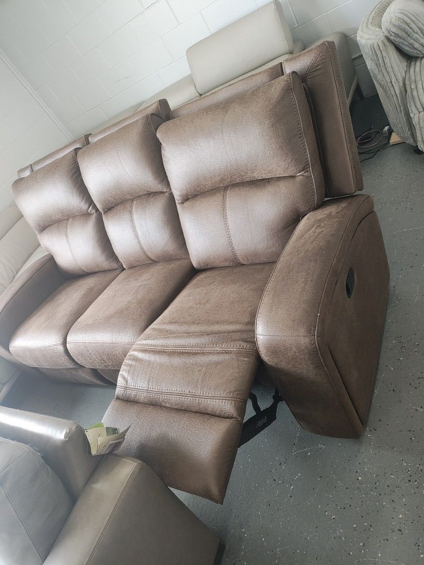 Brown Manual Recliner