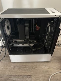 Gaming Pc With Monitor Keyboard N Mouse