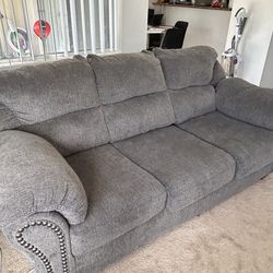Charcoal gray 2 piece couch set! Love seat/3 Seater