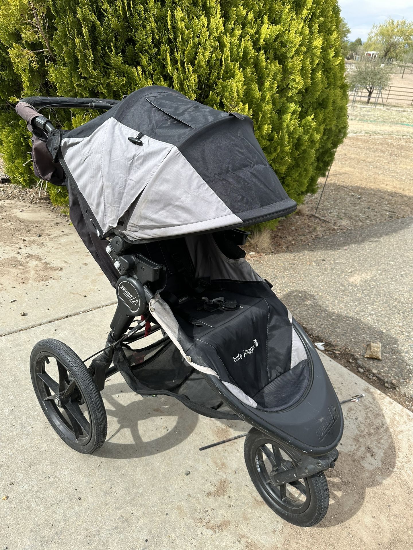 Summit X3 Baby Jogger