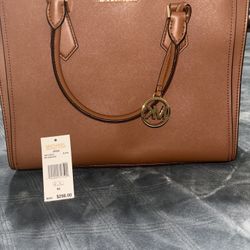 Beautiful Michael Kors Purse