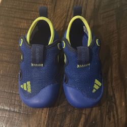 Toddler Adidas Water Shoes Size 6 
