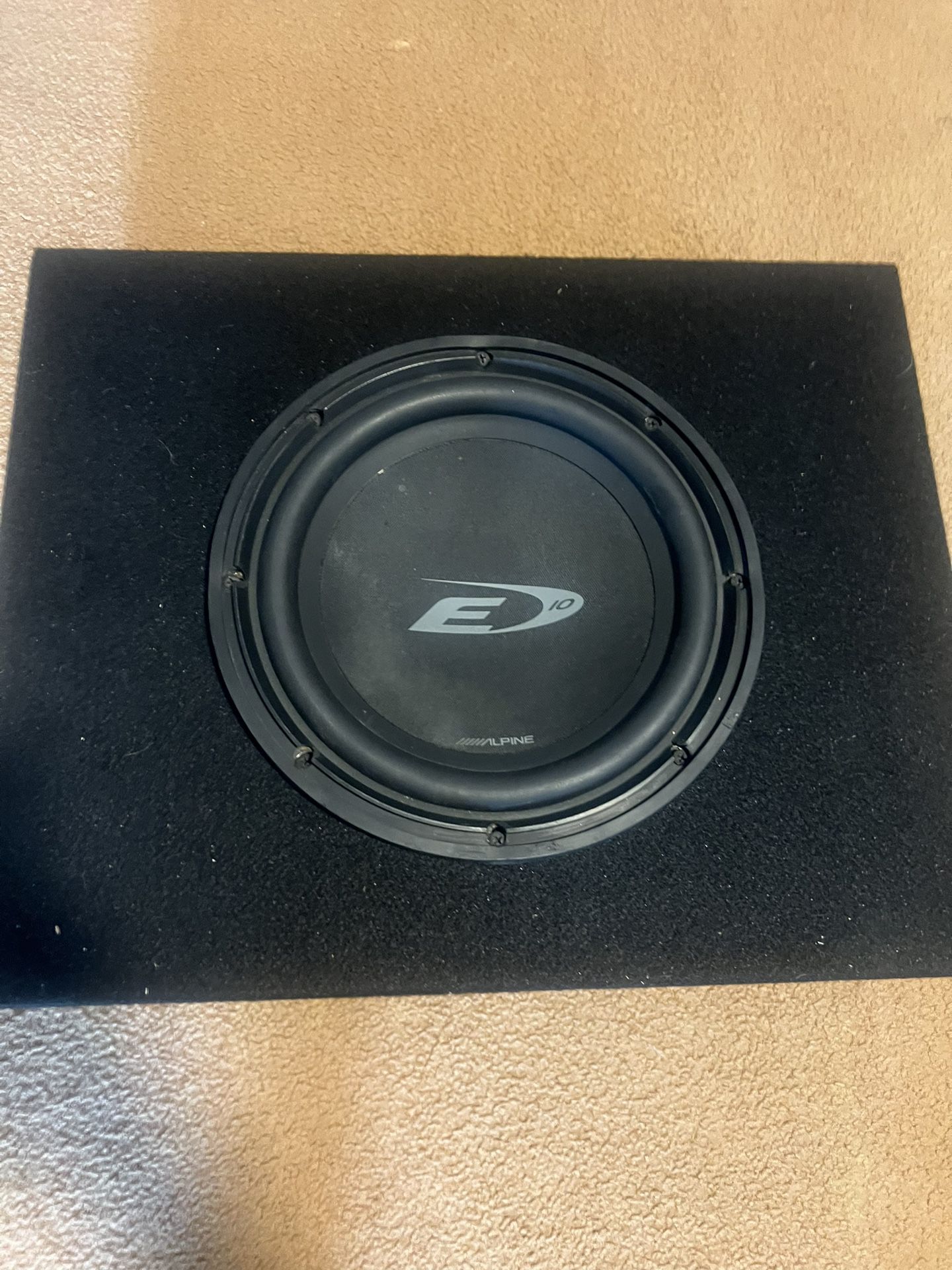 Alpine 10” Subwoofer And Box