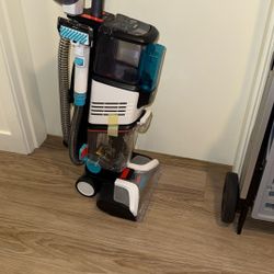 Brand New Out Of Box Vacuum Carpet Cleaner 