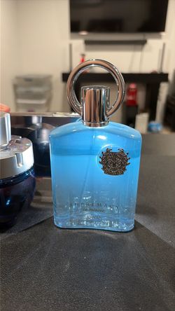 Decluttering cologne bundle