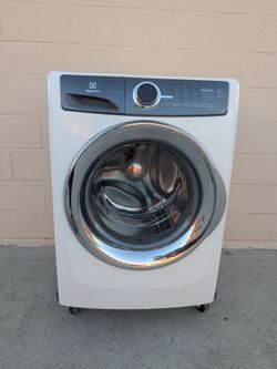 Electrolux LuxCare Front Load Washing Machine