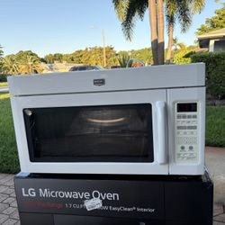Maytag Over The Range Microwave White 