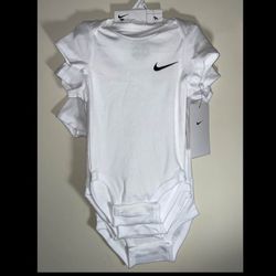 Nike Onesies (4Pack) - 6 Months