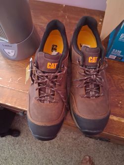 CAT Non-Metallic Work Boots