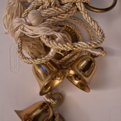 5 Brass Christmas Bells