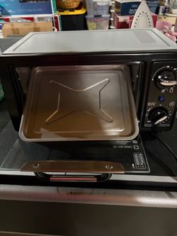 Hamilton Beach Toaster Oven - Gently used like new
