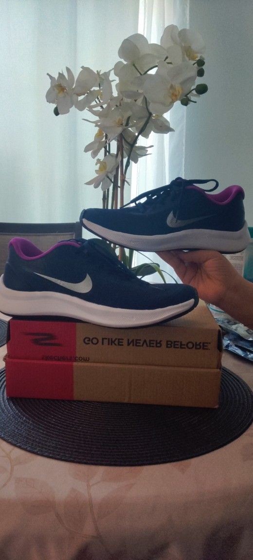 Nike Star Runner 3 Midnight Navy Purple Running Sneakers