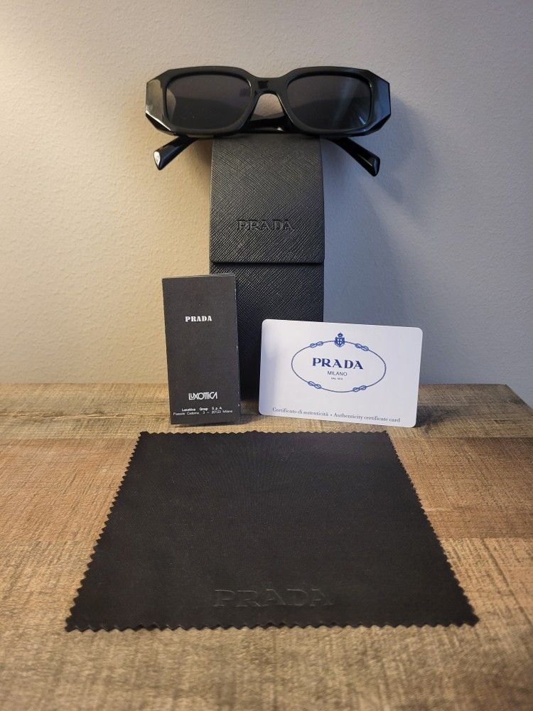 PRADA PR 17WS