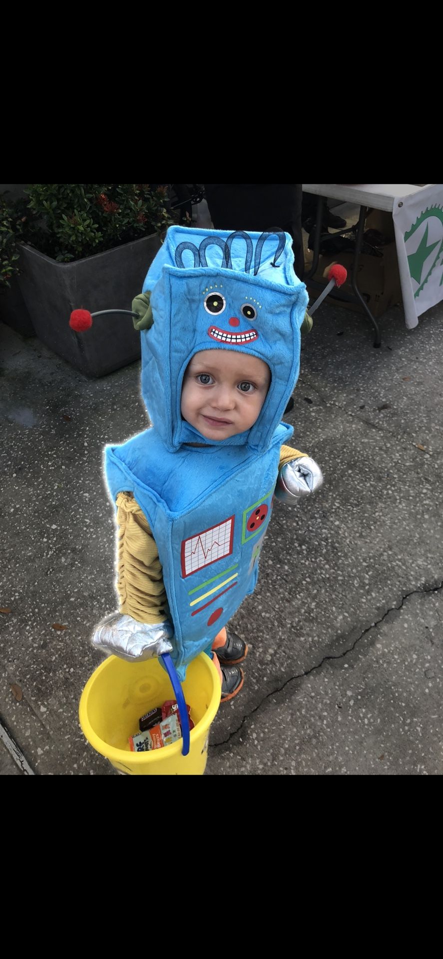 Racket The Robot Costume