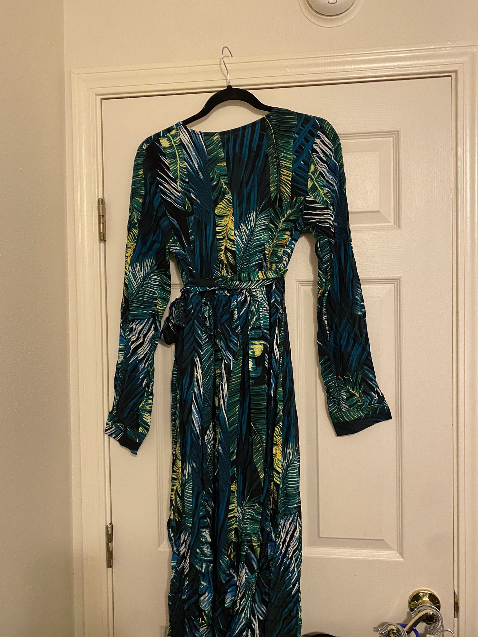 Size 1X Resort Wear Dress