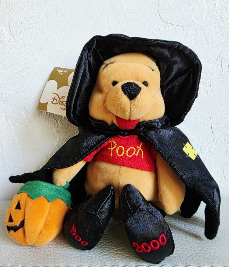 Disney Halloween Witch Winnie The Pooh Beanie