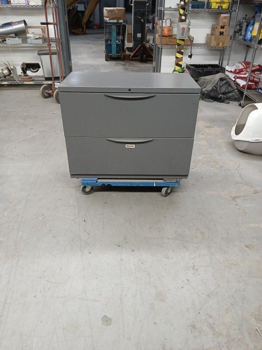 2 Drawer Lateral Metal File Cabinet